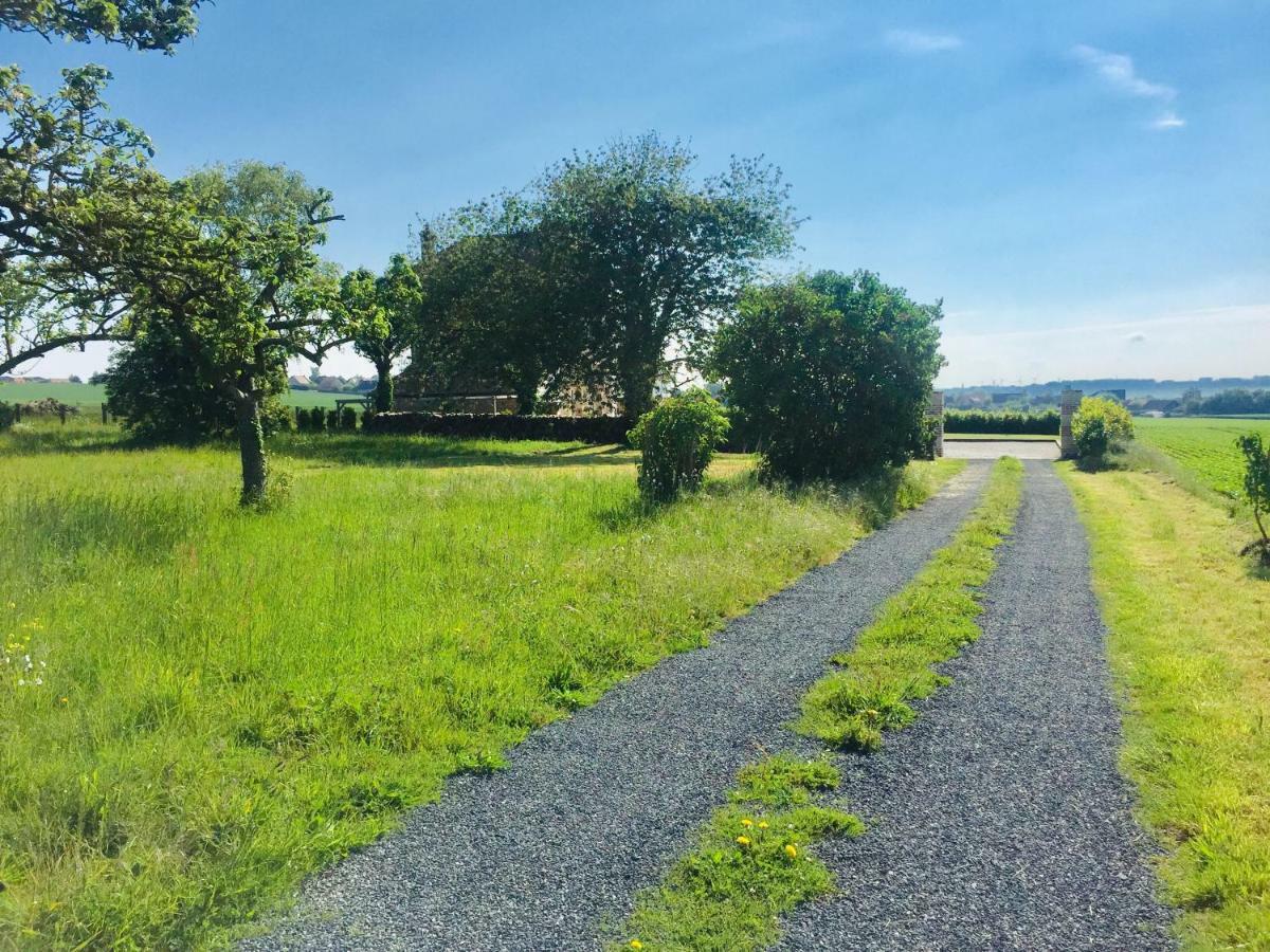 Galerie, Tumulus De La Hogue Ξενοδοχείο Fontenay-le-Marmion Εξωτερικό φωτογραφία